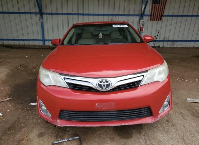 
								2012 Toyota Camry base full									