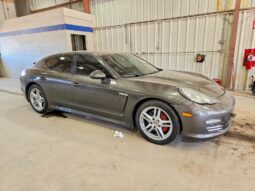 
										2013 Porsche Panamera full									