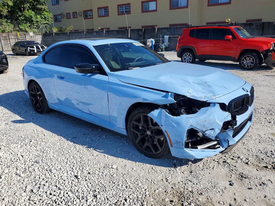 2025 BMW M2