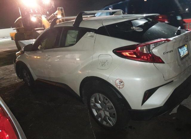 
								2019 Toyota C-hr full									