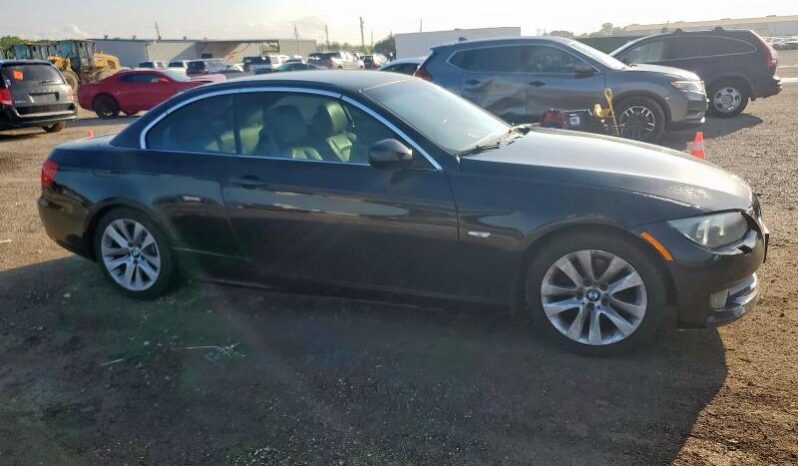 
								2012 BMW 3 series full									