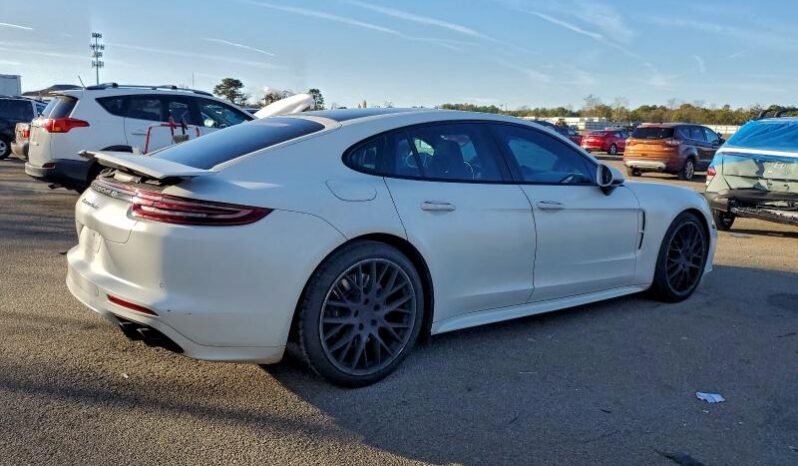 
								2017 Porsche Panamera full									