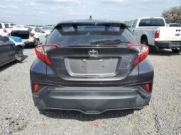 
										2019 Toyota C-hr full									