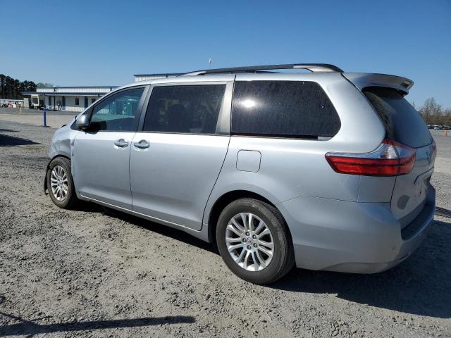 2015 Toyota Sienna xle