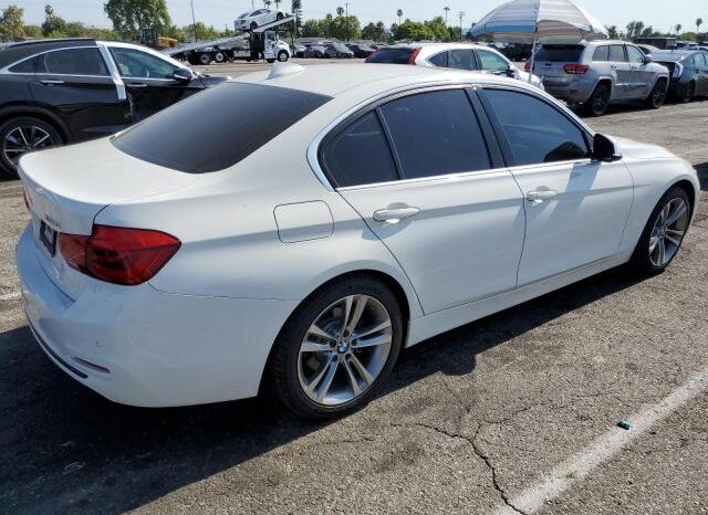 
								2017 BMW 3 series full									