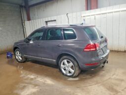 
										2012 Volkswagen Touareg full									