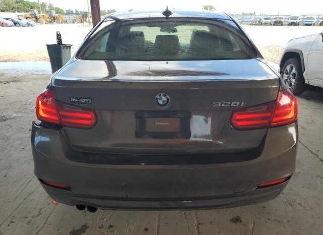 
								2013 BMW 3 series full									