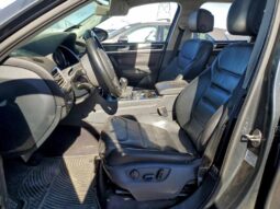 
										2013 Volkswagen Touareg full									