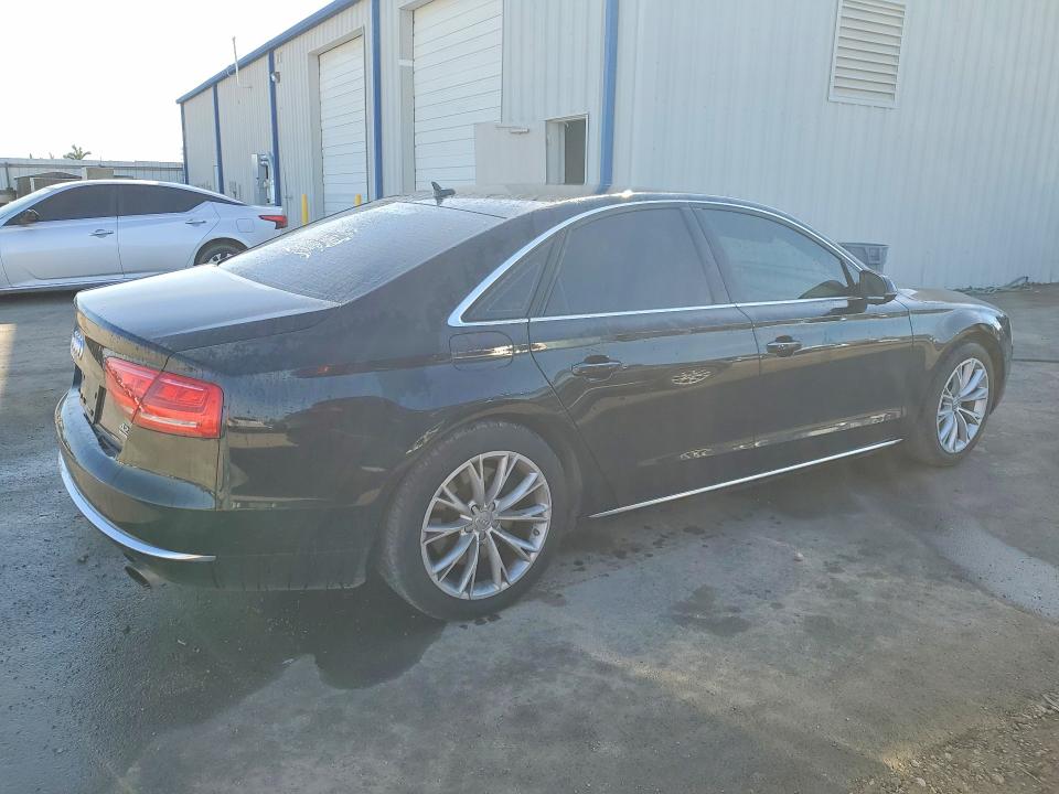 2011 Audi A8