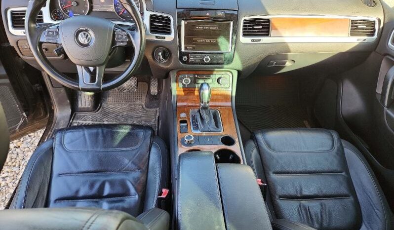 
								2014 Volkswagen Touareg full									