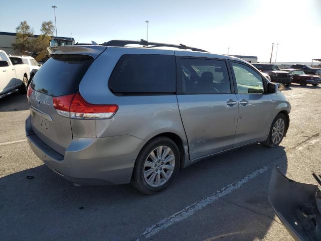 2012 Toyota Sienna