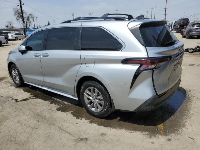 2023 Toyota Sienna xle