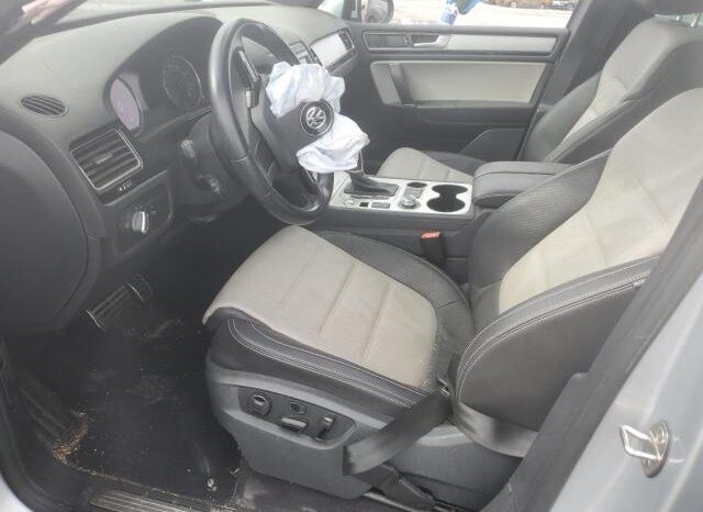 
								2017 Volkswagen Touareg full									