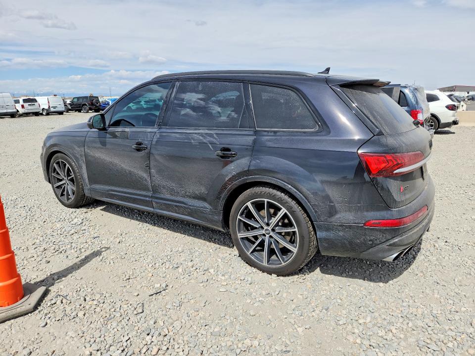 2021 Audi Sq7