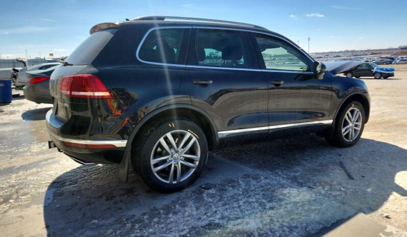
								2016 Volkswagen Touareg full									
