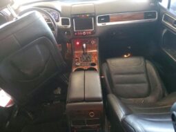 
										2011 Volkswagen Touareg full									