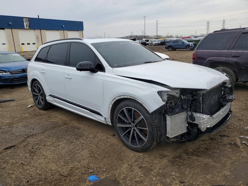 2020 Audi Sq7