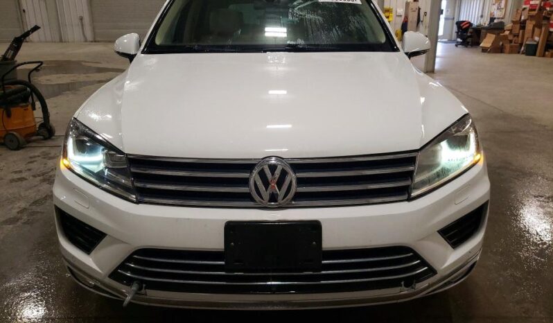 
								2016 Volkswagen Touareg full									