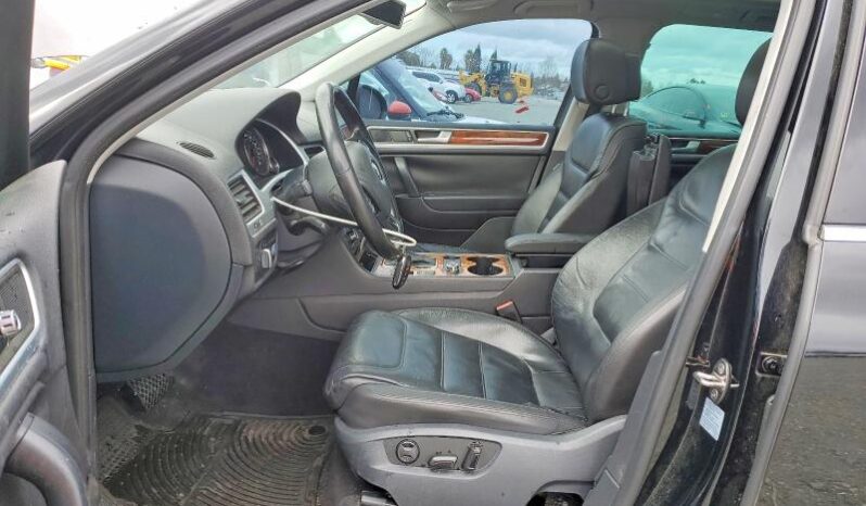 
								2014 Volkswagen Touareg full									