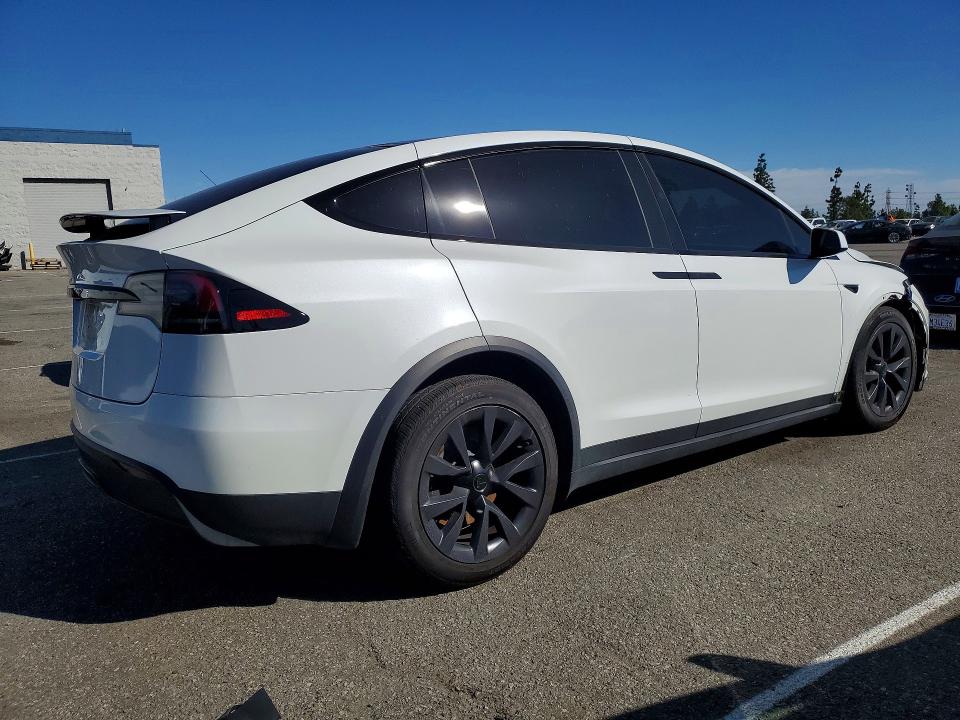 2024 Tesla Model x