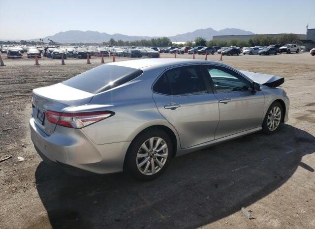 
								2018 Toyota Camry full									