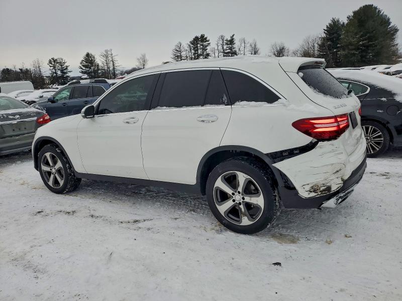 2016 Mercedes-benz Glc