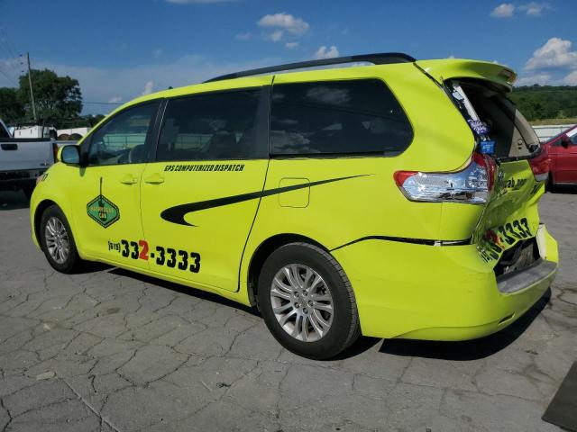 2014 Toyota Sienna xle