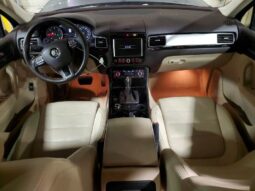 
										2012 Volkswagen Touareg full									