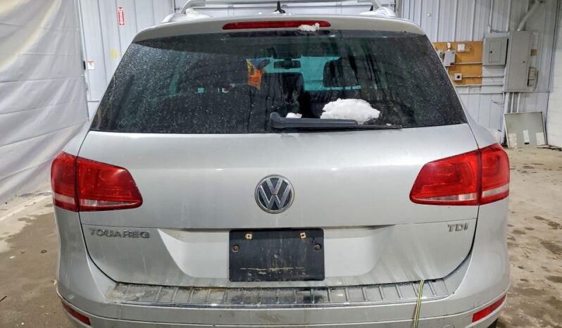 
								2014 Volkswagen Touareg full									