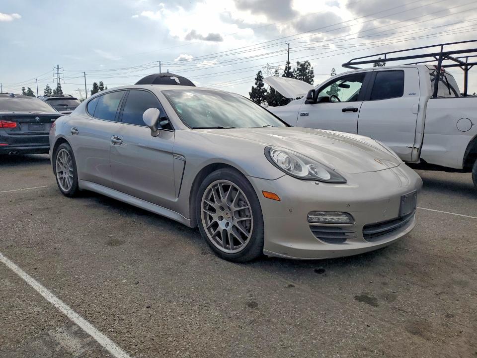 2012 Porsche Panamera