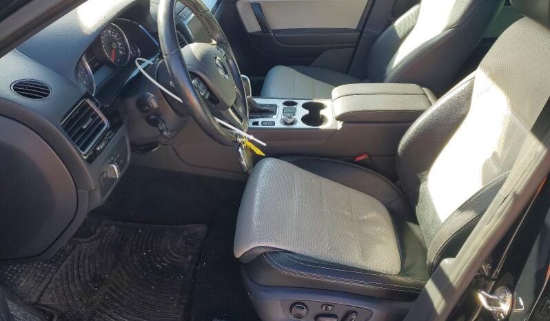 
								2017 Volkswagen Touareg full									