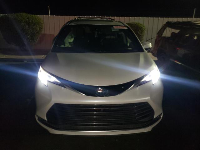2022 Toyota Sienna