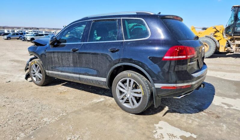 
								2016 Volkswagen Touareg full									