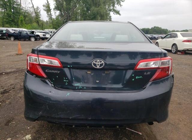 
								2014 Toyota Camry full									