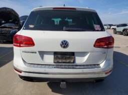 
										2017 Volkswagen Touareg full									