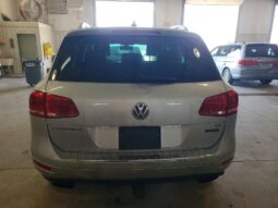 
										2013 Volkswagen Touareg full									