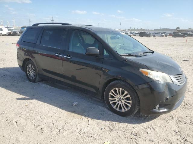 2013 Toyota Sienna xle