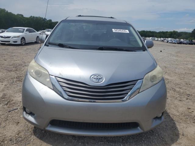 2013 Toyota Sienna xle