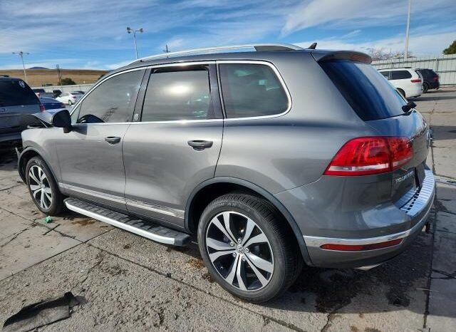 
								2017 Volkswagen Touareg full									