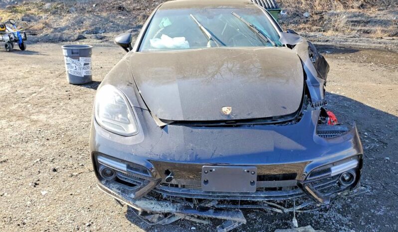 
								2018 Porsche Panamera full									