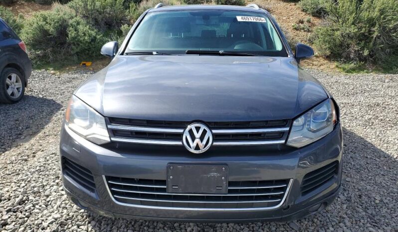 
								2014 Volkswagen Touareg full									