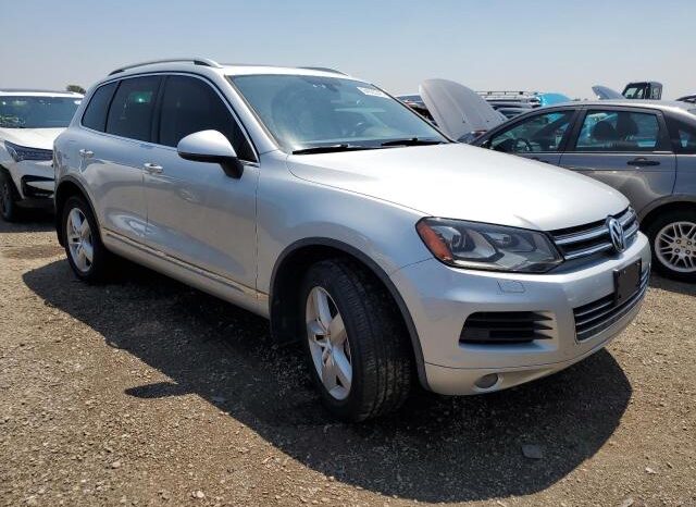
								2012 Volkswagen Touareg full									