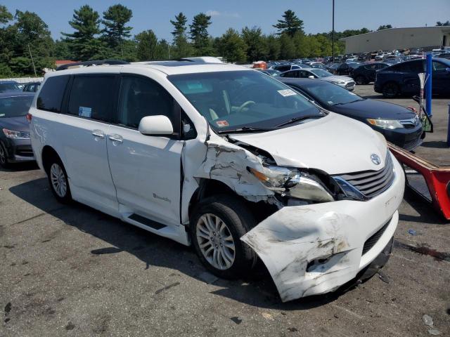 2012 Toyota Sienna