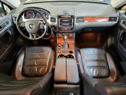 
										2013 Volkswagen Touareg full									