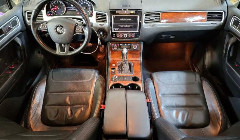 
								2013 Volkswagen Touareg full									