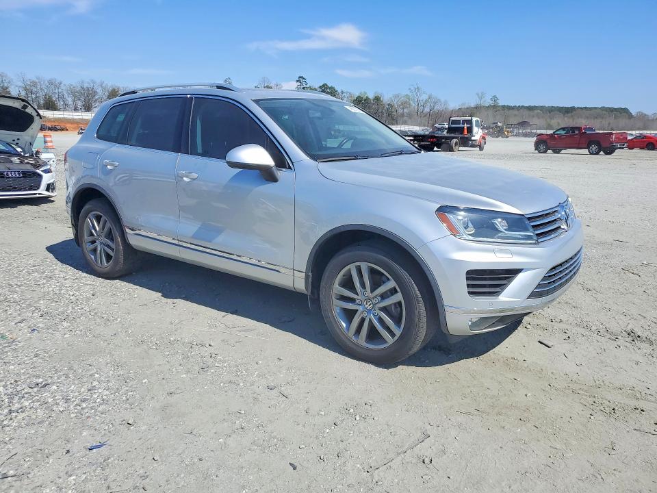 2016 Volkswagen Touareg