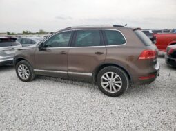 
										2013 Volkswagen Touareg full									