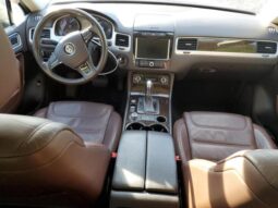 
										2013 Volkswagen Touareg full									