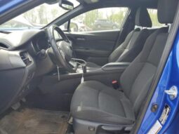 
										2018 Toyota C-hr full									