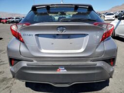 
										2019 Toyota C-hr full									